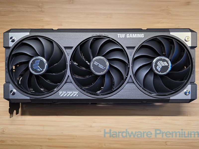 Vista superior de la Asus TUF Gaming RTX 5060 Ti 16GB OC